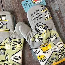 Droppin' New Recipe Oven Mitt