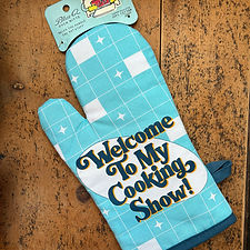 Welcome To Cooking Show Oven Mitt