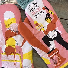 A La Mode The Fuck Oven Mitt