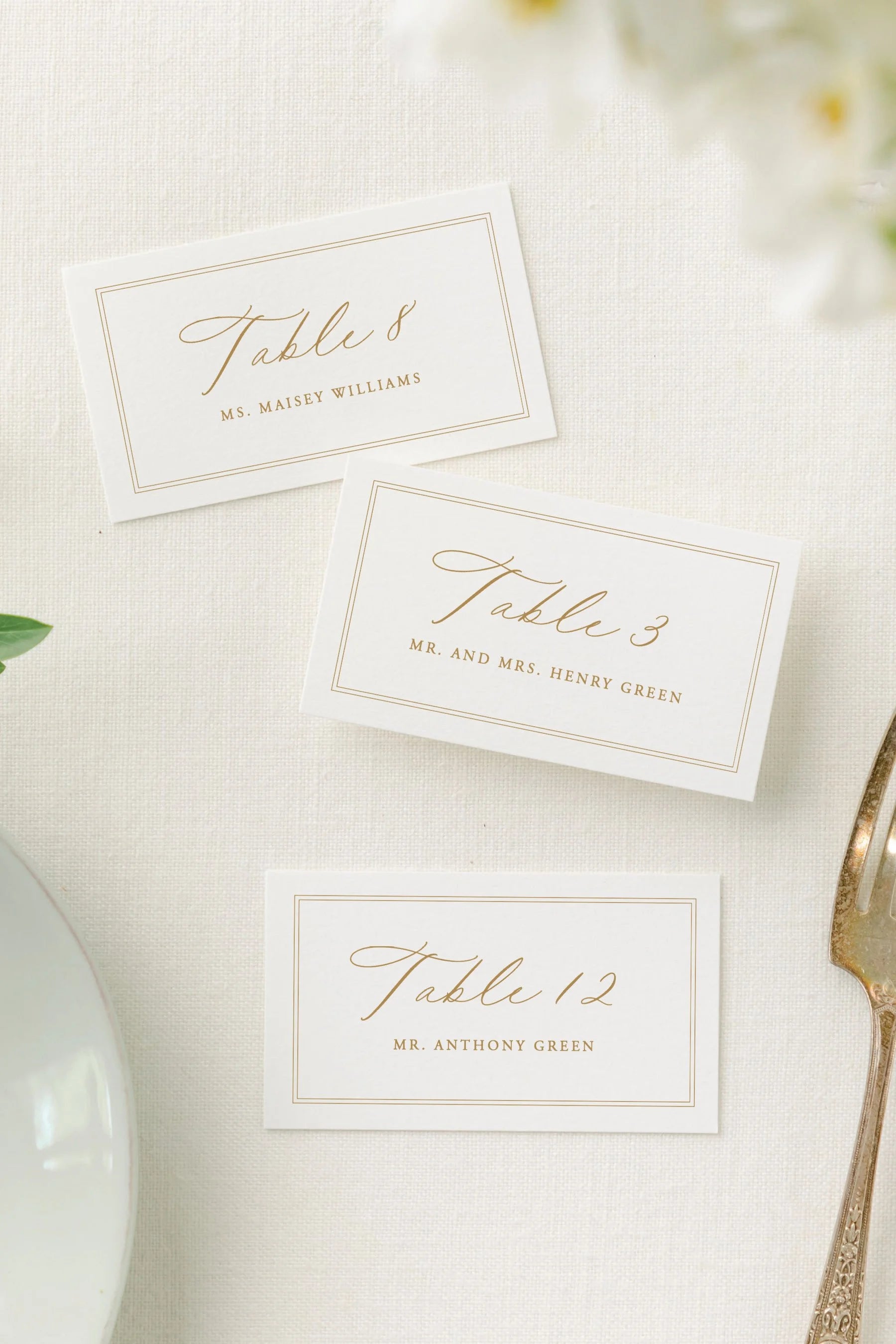 Victoria | Wedding Escort Cards