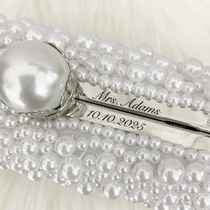 Custom Engraving Pearl Clutch Bag, Personalized Bag, White Purse, Wedding Clutch, Evening Bag, Bridal Clutch with Pearls, Beaded Clutch